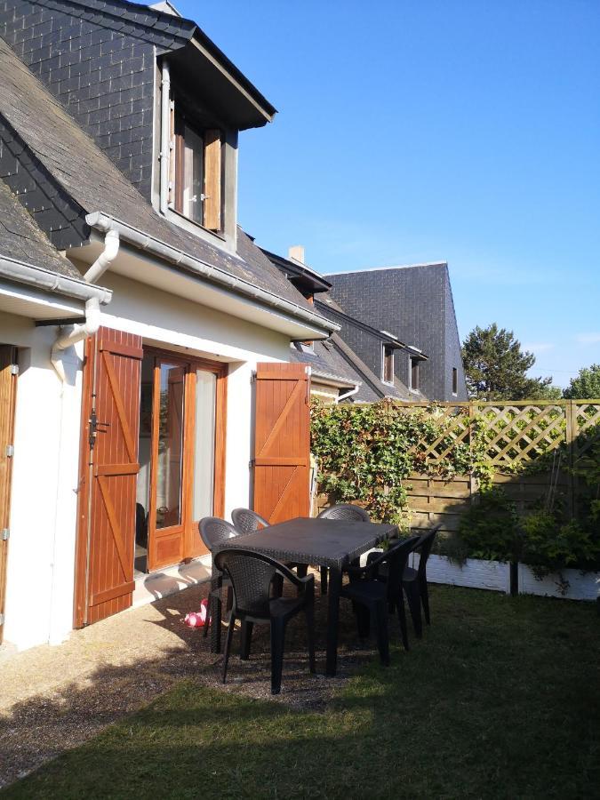 Villa Les Baigneurs Merville-Franceville-Plage Esterno foto